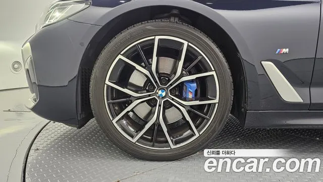 BMW 5 серии 2022 thumb 4