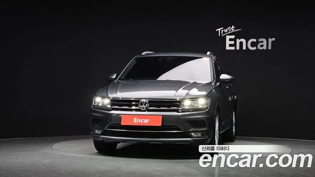 Volkswagen Tiguan 2020 thumb 3