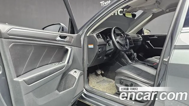 Volkswagen Tiguan 2020 thumb 10