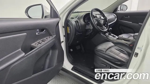 Kia Sportage 2013 thumb 10