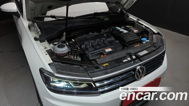 Volkswagen Tiguan 2018 thumb 6