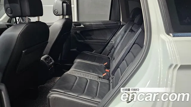 Volkswagen Tiguan 2018 thumb 11