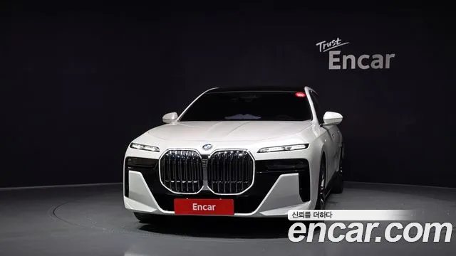 BMW 7 серии 2025 thumb 3
