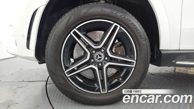 Mercedes-Benz GLE 2020 thumb 5