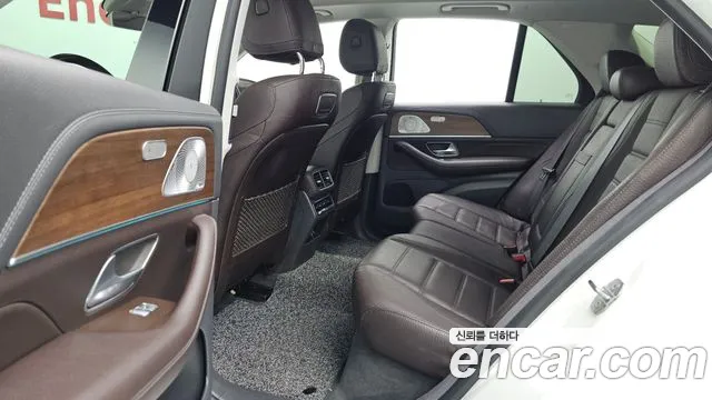 Mercedes-Benz GLE 2020 thumb 12