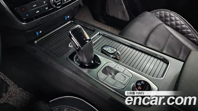 KG_Mobility_Ssangyong Rexton 2023 thumb 8
