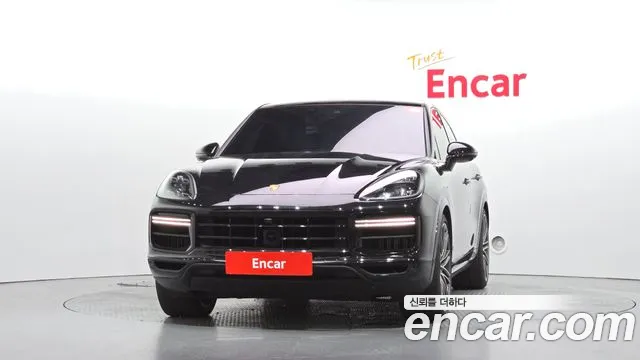 Porsche Cayenne 2023 thumb 3