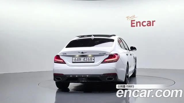 Genesis G70 2019 thumb 3