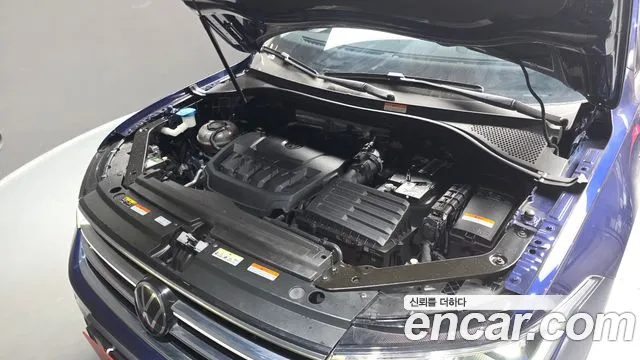 Volkswagen Tiguan 2023 thumb 6