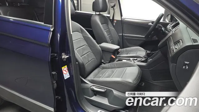 Volkswagen Tiguan 2023 thumb 12