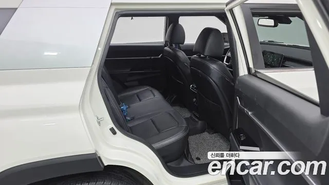 KG_Mobility_Ssangyong Torres 2022 thumb 11