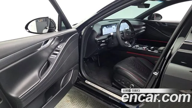 Genesis G80 2024 thumb 10