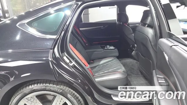 Genesis G80 2024 thumb 11