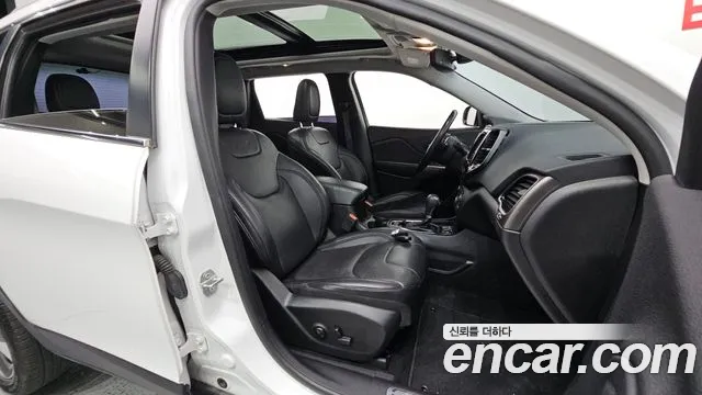 Jeep Cherokee 2020 thumb 12