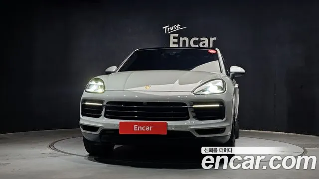 Porsche Cayenne 2020 thumb 3
