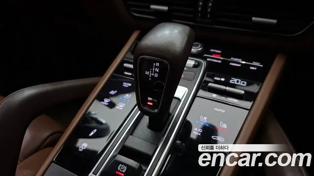 Porsche Cayenne 2020 thumb 9