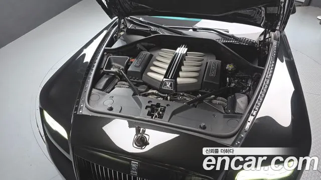 Rolls-Royce Ghost 2019 thumb 6