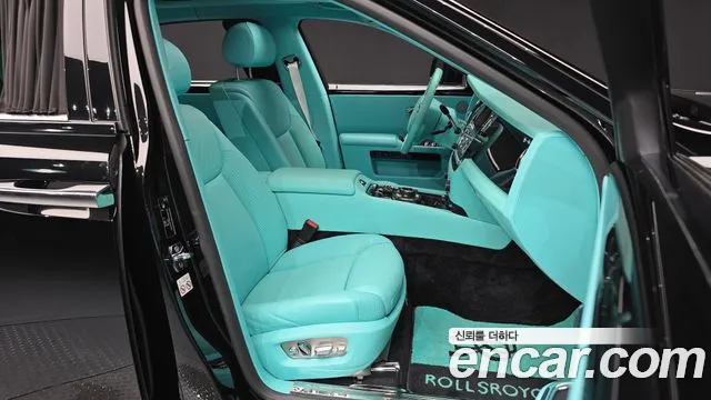 Rolls-Royce Ghost 2019 thumb 11