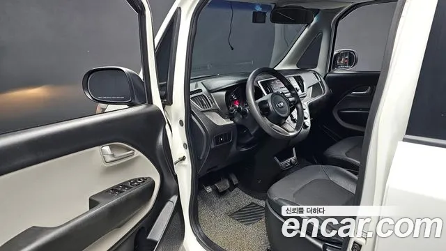 Kia Ray 2019 thumb 10