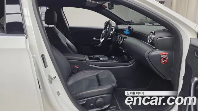 Mercedes-Benz A-Класс 2021 thumb 11