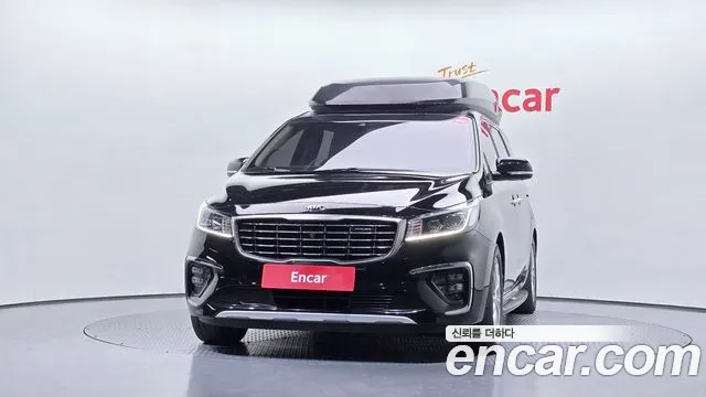 Kia Carnival 2018 thumb 3