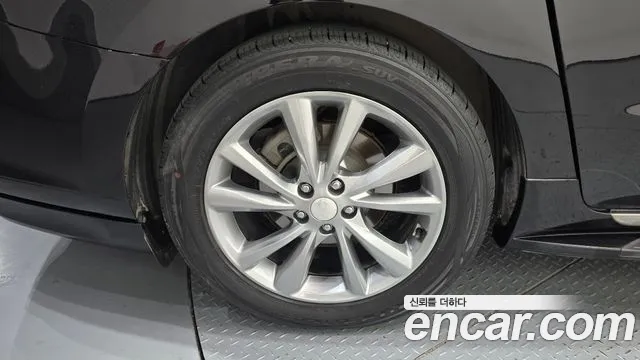 Kia Carnival 2018 thumb 5