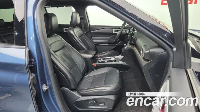 Ford Explorer 2020 thumb 11