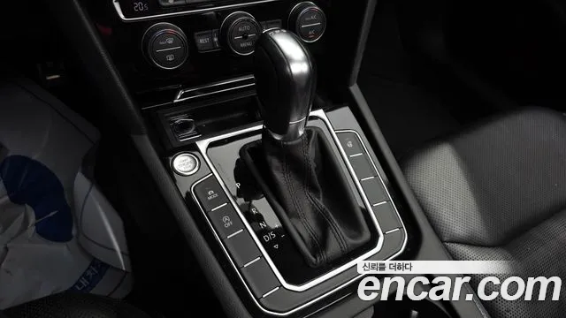 Volkswagen Arteon 2019 thumb 9