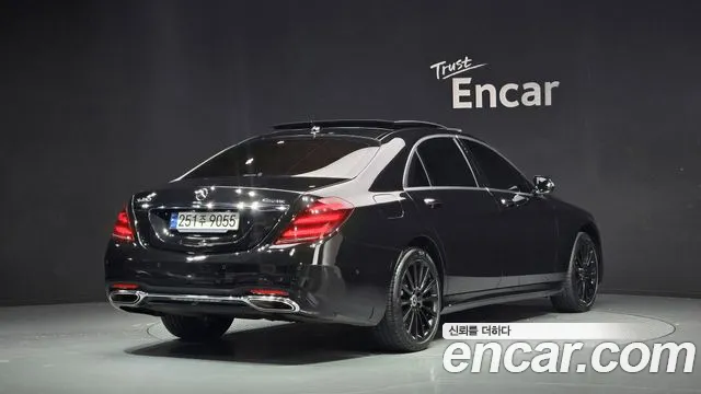 Mercedes-Benz S-Класс 2018 thumb 3