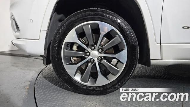 Jeep Cherokee 2019 thumb 5