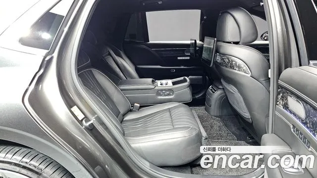 Genesis G90 2024 thumb 12