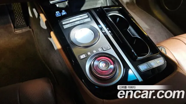 Genesis G80 2020 thumb 9