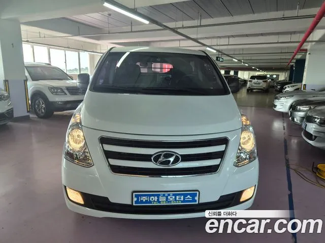 Hyundai Starex 2016 thumb 3
