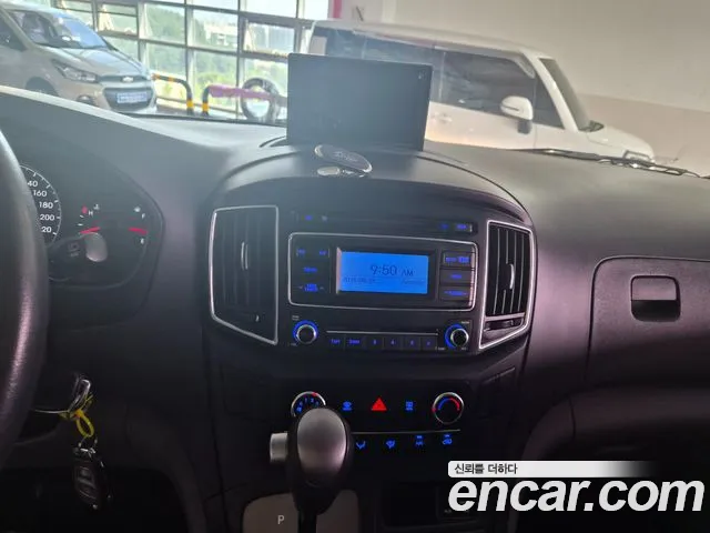 Hyundai Starex 2016 thumb 6