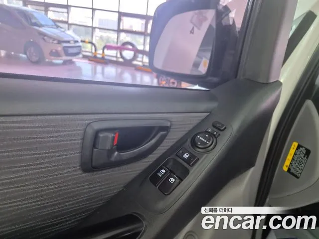 Hyundai Starex 2016 thumb 9