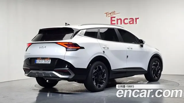 Kia Sportage 2023 thumb 2