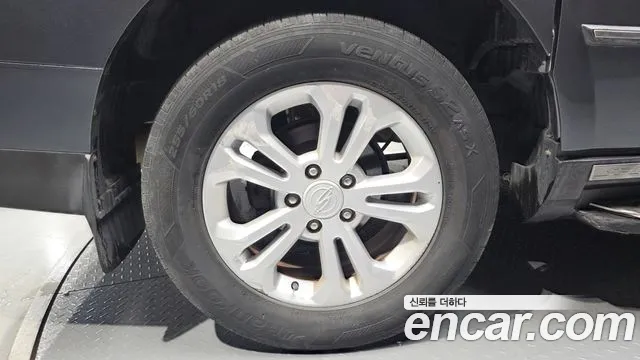 KG_Mobility_Ssangyong KORANDO 2017 thumb 5