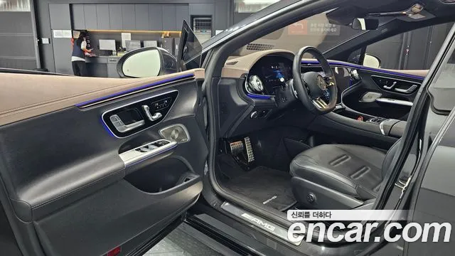 Mercedes-Benz EQE 2023 thumb 9