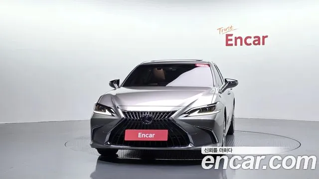Lexus ES 2021 thumb 2