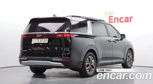 Kia Carnival 2022 thumb 2