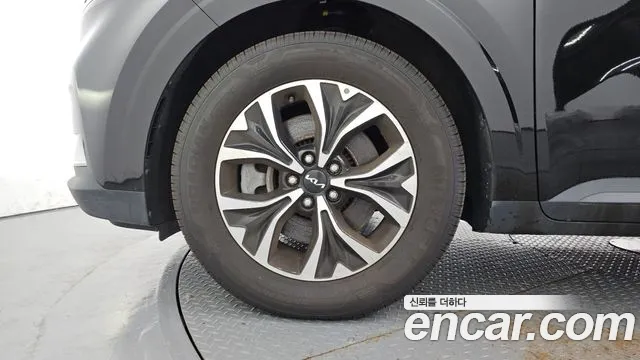 Kia Carnival 2022 thumb 5