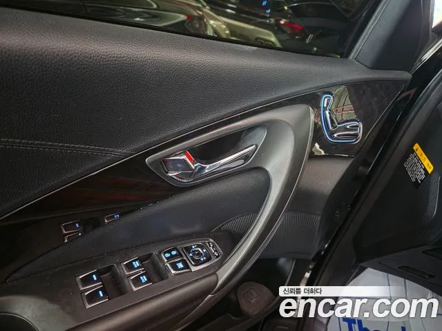 Hyundai Grandeur 2014 thumb 9