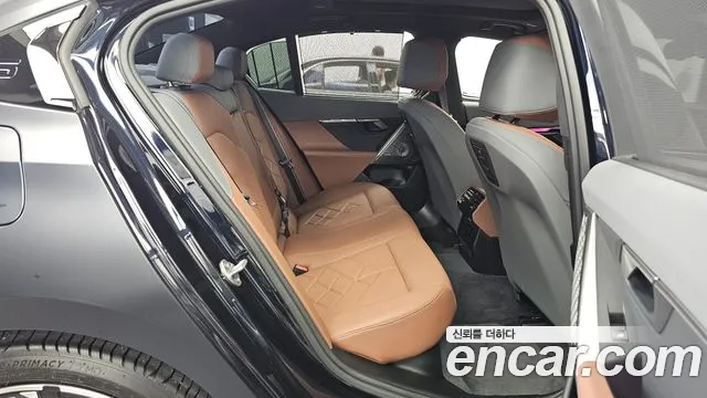 BMW i5 2024 thumb 12