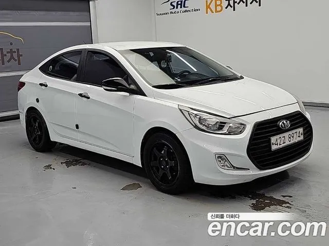 Hyundai Accent 2011 thumb 4