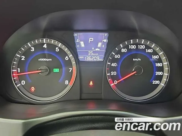 Hyundai Accent 2011 thumb 6