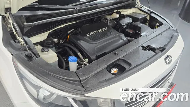 Kia Carnival 2014 thumb 6