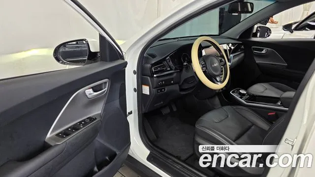 Kia Niro 2022 thumb 10