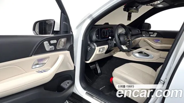 Mercedes-Benz GLS 2025 thumb 10