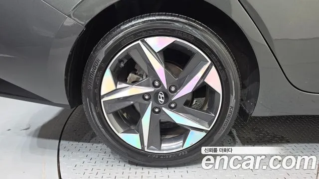 Hyundai Avante 2020 thumb 5