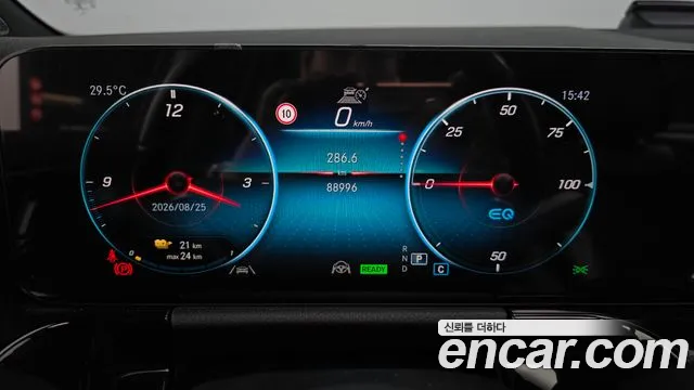 Mercedes-Benz EQA 2022 thumb 7